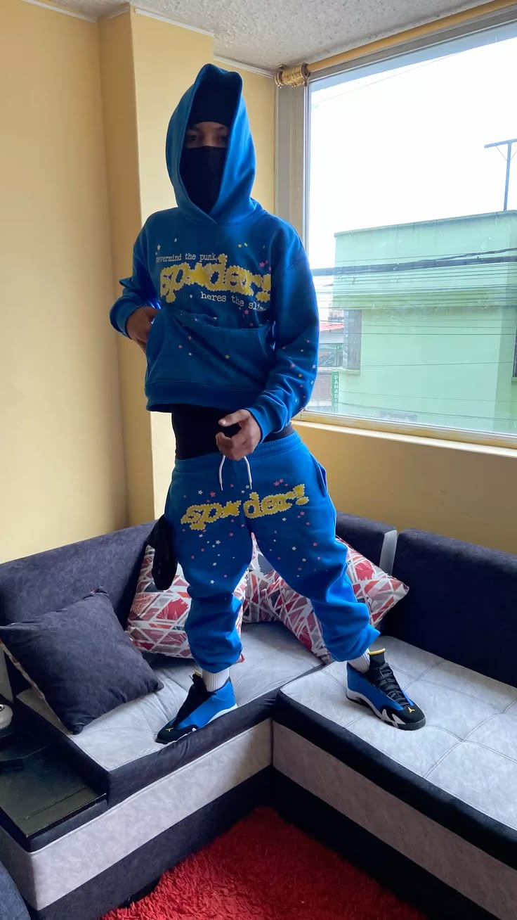 Sp5der suit