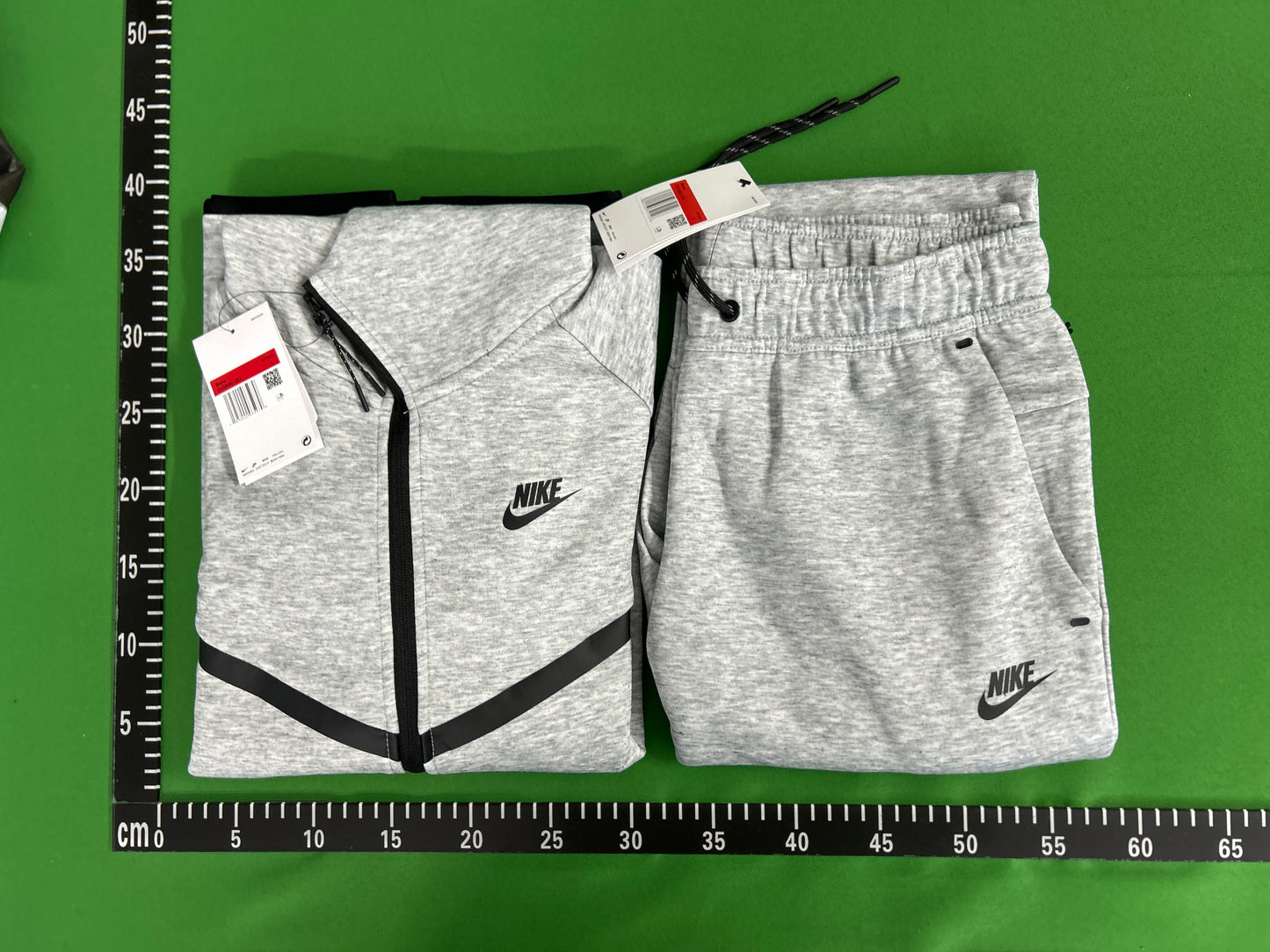 Nike tech