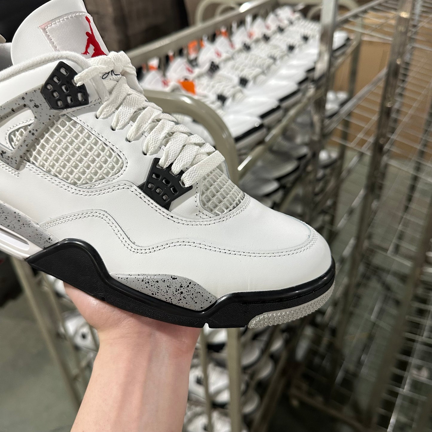 JORDAN RETRO 4