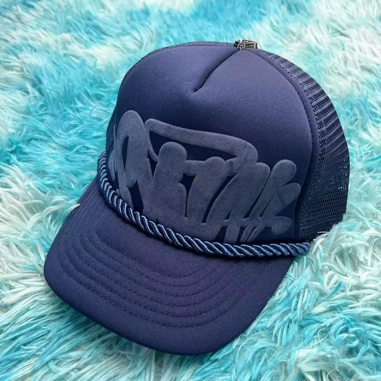 Syna caps