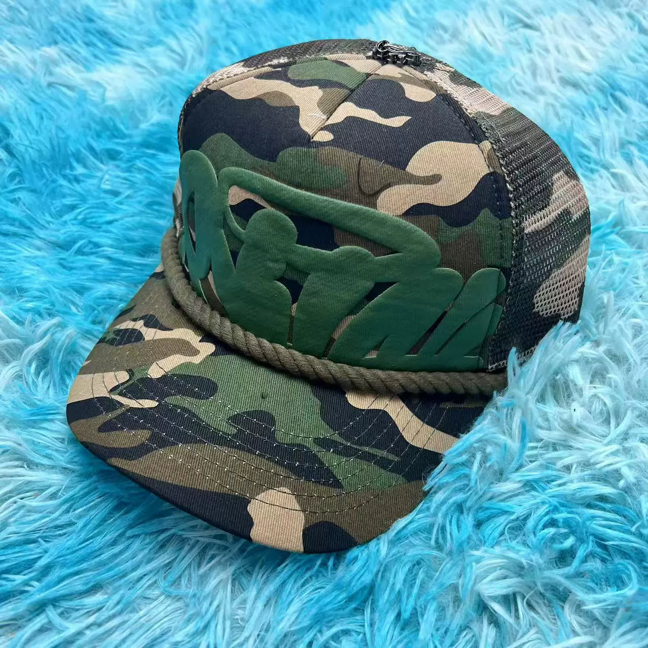 Syna caps