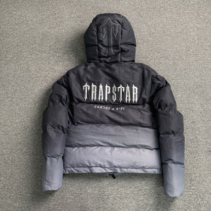 Campera Trapstar Decoded Hooded 2.0 Puffer Negra gradient
